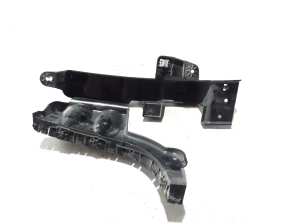  Rear bumper bracket 