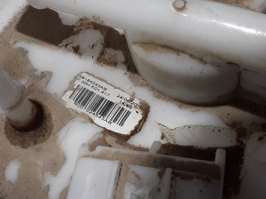 Chrysler Pacifica (2016–2026) Kütusepump paagis 68184243AB - 3