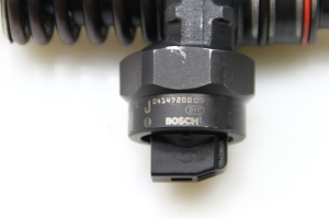 Volkswagen Passat B5 (1997–2005) Kütusepihusti 038130073F - 3