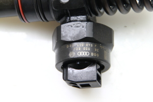 Volkswagen Passat B5 (1997–2005) Kütusepihusti 038130073F - 4