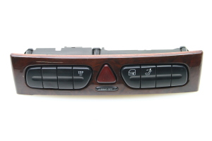 Mercedes Benz CLC-Class 203 (2001–2007) Warnblinkschalter A2038214658