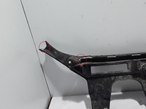  Rear bumper bracket 