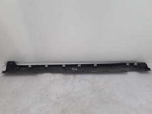 RENAULT Talisman II (2015–2026) Karbi välimine ilupaneel 764195063R - 3