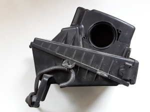 NISSAN Qashqai (2006–2013) Luftfiltergehäuse JD50A