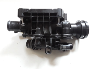 Peugeot 508 (2018–2026) Termostaadi korpus 9812113780 - 3