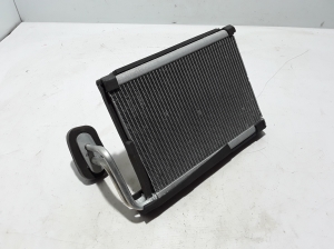 Chrysler Pacifica (2016–2026) A/C evaporator 68308982AA - 3