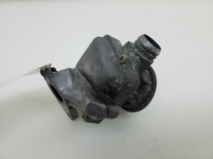  EGR valve 