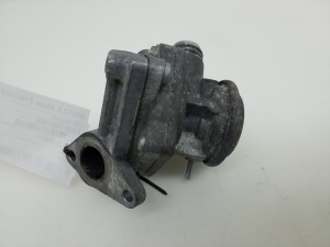  EGR valve 