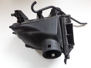 NISSAN Qashqai (2006–2013) Luftfiltergehäuse 1021725S01 - 3