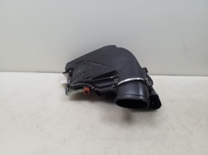 BMW 5 SERIES F10 (2010–2017) Luftfiltergehäuse 7577467 - 4