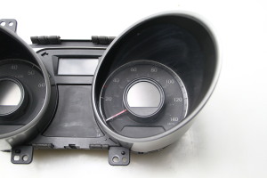 Hyundai ix35 (2009–2015) Instrument cluster 940032Y130 - 4