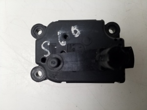 VOLVO S80 I (1998–2006) Stellmotor Heizungsklappe BEHR42948 - 2