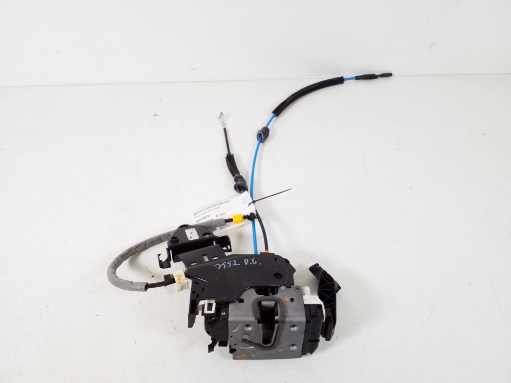 MERCEDES-BENZ GLK-Class X204 (2008-2015) Right Side Sliding Door Lock A0997300235, A2047302835 18787617