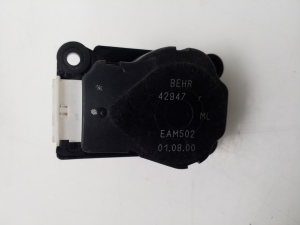 Stellmotor Heizungsklappe - BEHR42947