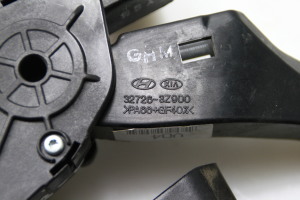 Hyundai i40 (2011–2026) Accelerator pedal 327263Z900 - 5