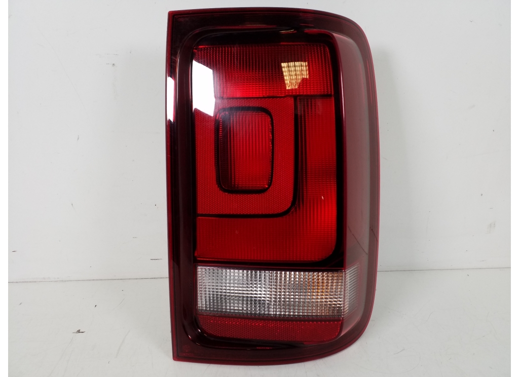 Used Volkswagen Amarok Rear corner lamp 2H1945096J