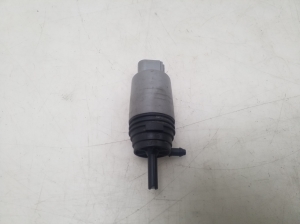   Front windshield washer pump  - 6934159 