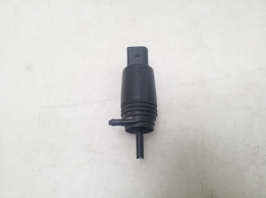   Motor für Frontscheibenwaschanlage  - 8377612 