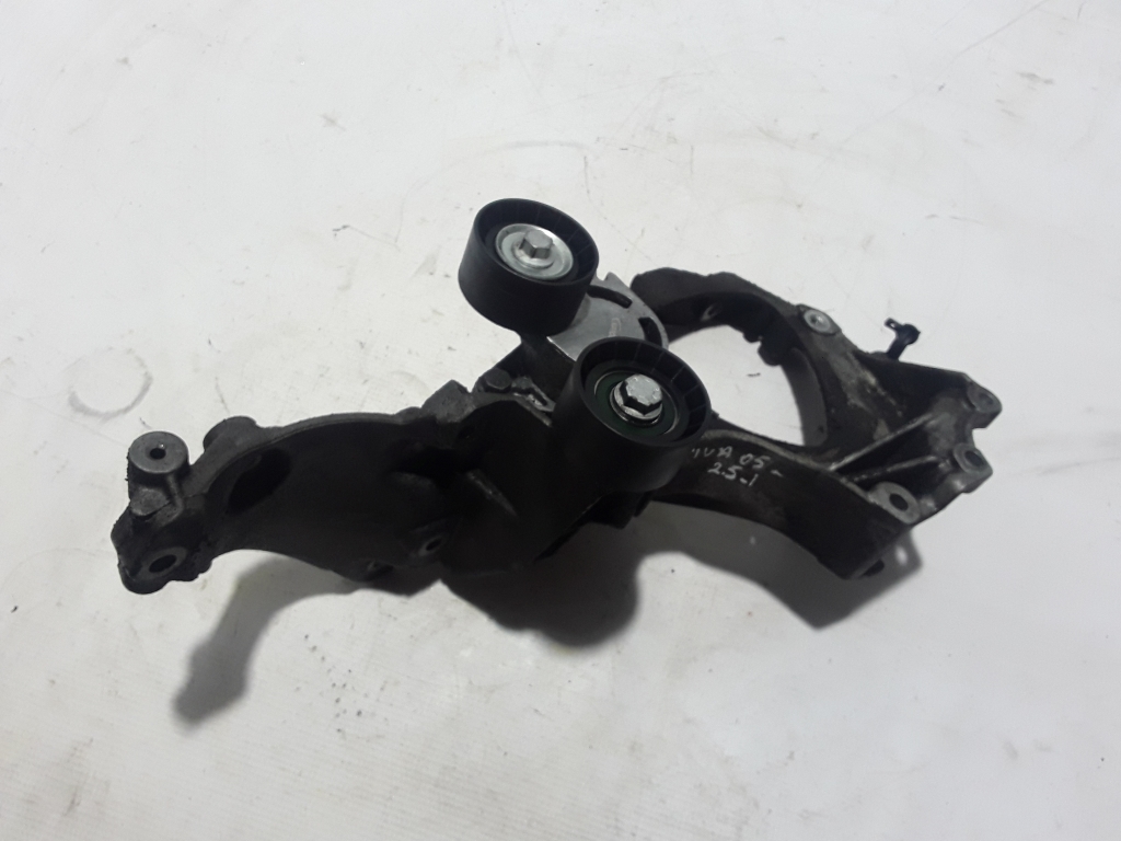 OPEL Vivaro A (2002-2006) Alternator bracket 8200016644 22445060