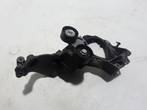 Opel Vivaro A (2001–2014) Generaatori kinnitus 8200016644 - 3