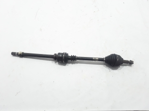   Priekšējā pusass un tās detaļas  - 8200169163 