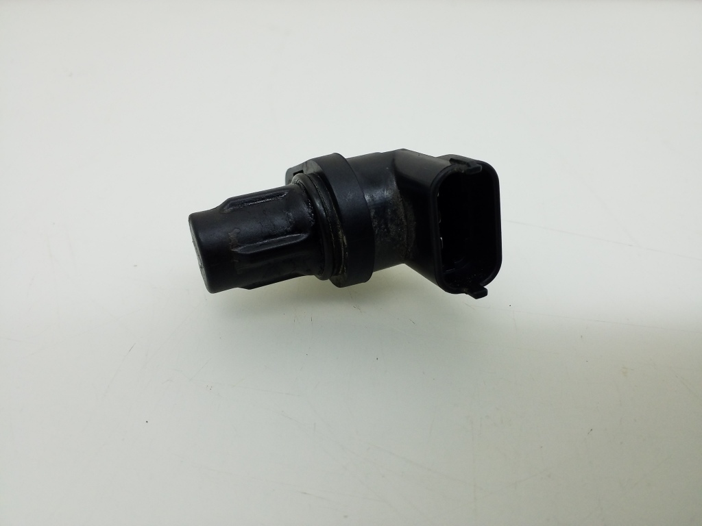 MERCEDES-BENZ CLS-Class C219 (2004-2010) Crankshaft Position Sensor A0041539628 20979500