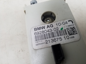 BMW 5 SERIES E61 (2004–2010) Antenna amplifier 6928043 - 3