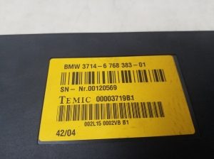 BMW 5 SERIES E61 (2004–2010) Control unit 6768383 - 2