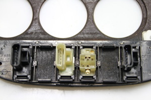 Mercedes Benz ML-Class 163 (1998–2005) Dashboard trim 16754898 - 3