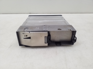 BMW 5 SERIES E61 (2004–2010) CD changer 6956939 - 2