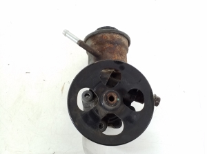  Power steering pump 