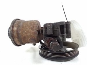  Power steering pump 