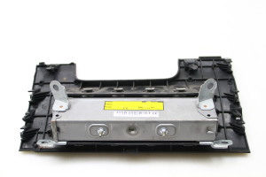 TOYOTA Auris E18 (2012–2018) Põlveturvapadi TG11D01002 - 2