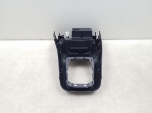 Volkswagen Tiguan (2007–2016) Mittelkonsole 5M1863487 - 7