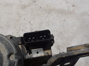 RENAULT Scenic (2016–2026) Scheibenwischermotor vorne 288155536R - 3