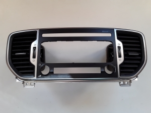 Dashboard air vent grilles - 97420F1000