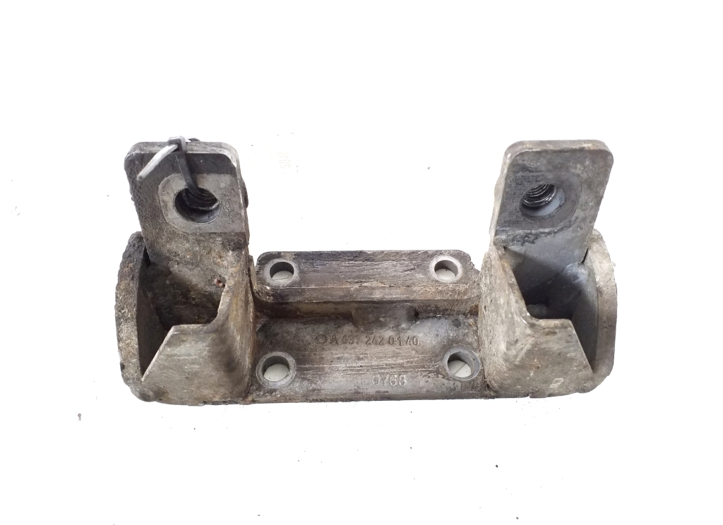 MERCEDES-BENZ Vito W639 (2003-2015) Gearbox Mount Bracket A6392420140,A6392400400 21028095