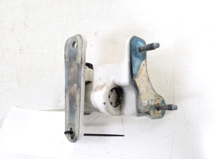 Mercedes Benz GLK-Class 204 (2008–2015) Rear side door lower hinge A2047300737 - 2