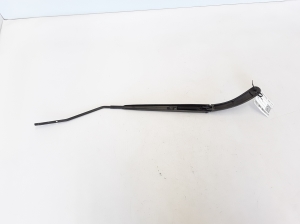 RENAULT Talisman II (2015–2026) Esiklaasi puhasti hoob 288868857R - 2