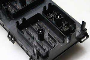  Fuse blocks 