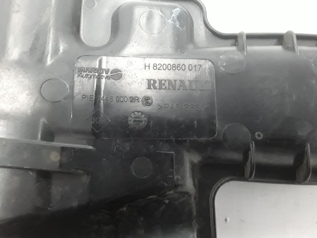 RENAULT Megane 3 generation (2008-2020) Шланг радиатора интеркулера правый 8200860017 22299615
