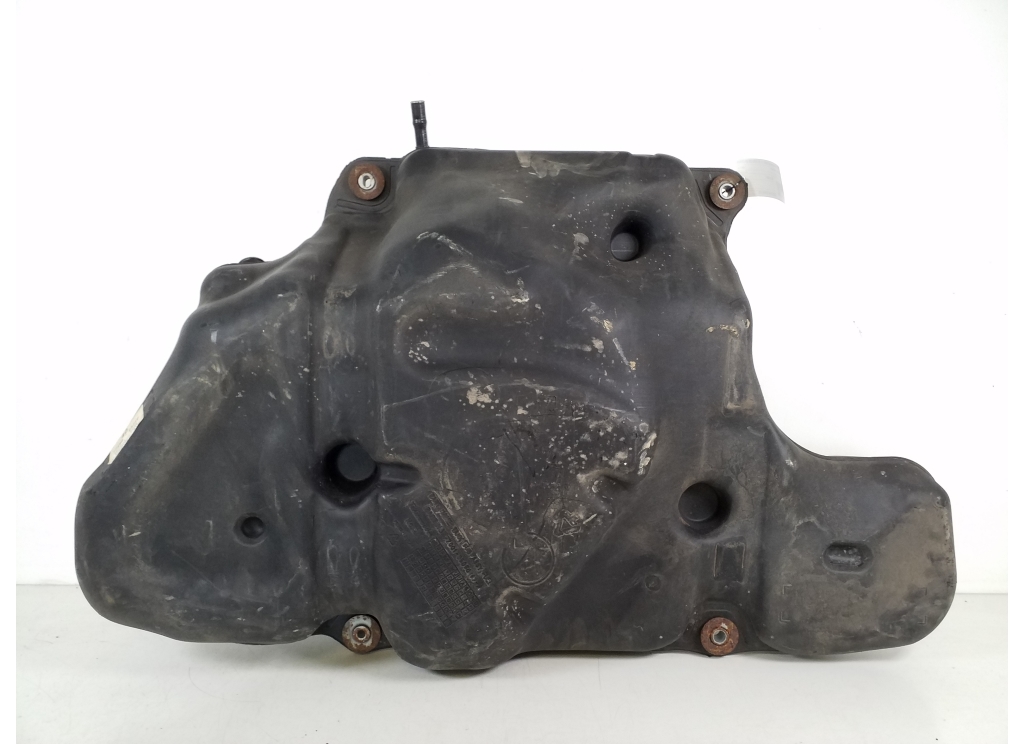 Used TOYOTA Avensis Fuel tank and its parts