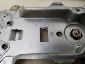Opel Meriva (2003–2010) Priekšējo durvju logu pacēlājs un tā daļas 93362661 - 4