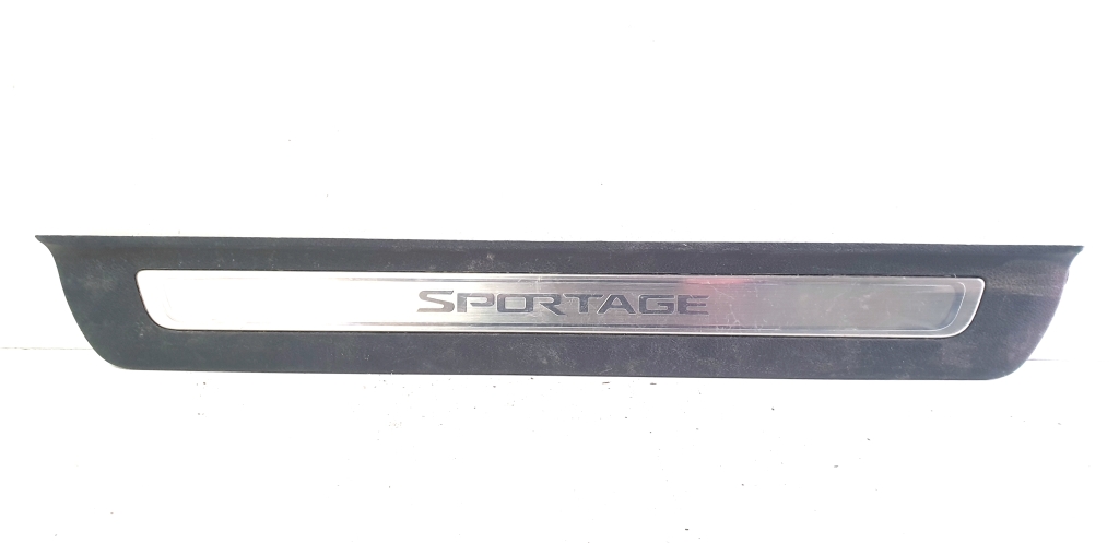 Kia Sportage (2016–2021) Inner sill trim 85884-71500