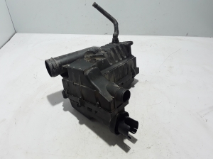 Volkswagen Caddy III (2004–2015) Luftfiltergehäuse 3C0129607 - 2