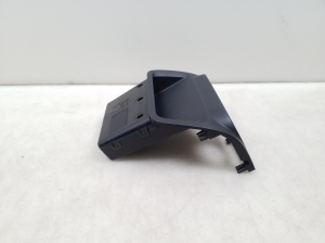 Volkswagen Tiguan (2007–2016) Salona paneļa cita detaļa 5M0819422 - 3