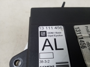 Opel Vectra C (2002–2008) Central locking control unit 13111456 - 2