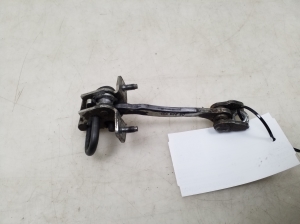 Opel Vectra C (2002–2008) Rear side door opening limiter 09229751 - 2