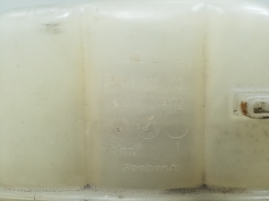 Opel Vectra C (2002–2008) Coolant reservoir 9202100 - 4