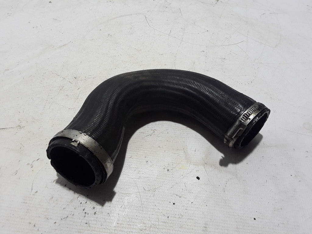 VW CADDY III Variant (2KB, 2KJ, 2CB, 2CJ) Right Side Intercooler Hose ...